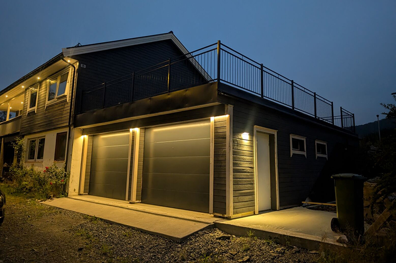 Garasje og tilbygg tegnet av Eldevik Byggrådgivning.